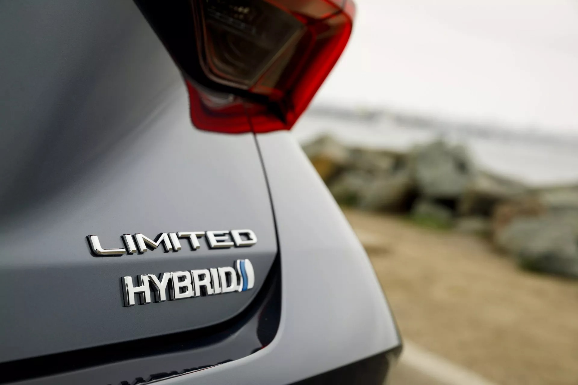 2022 toyota avalon limited hybri 2022 toyota avalon limited hybri
