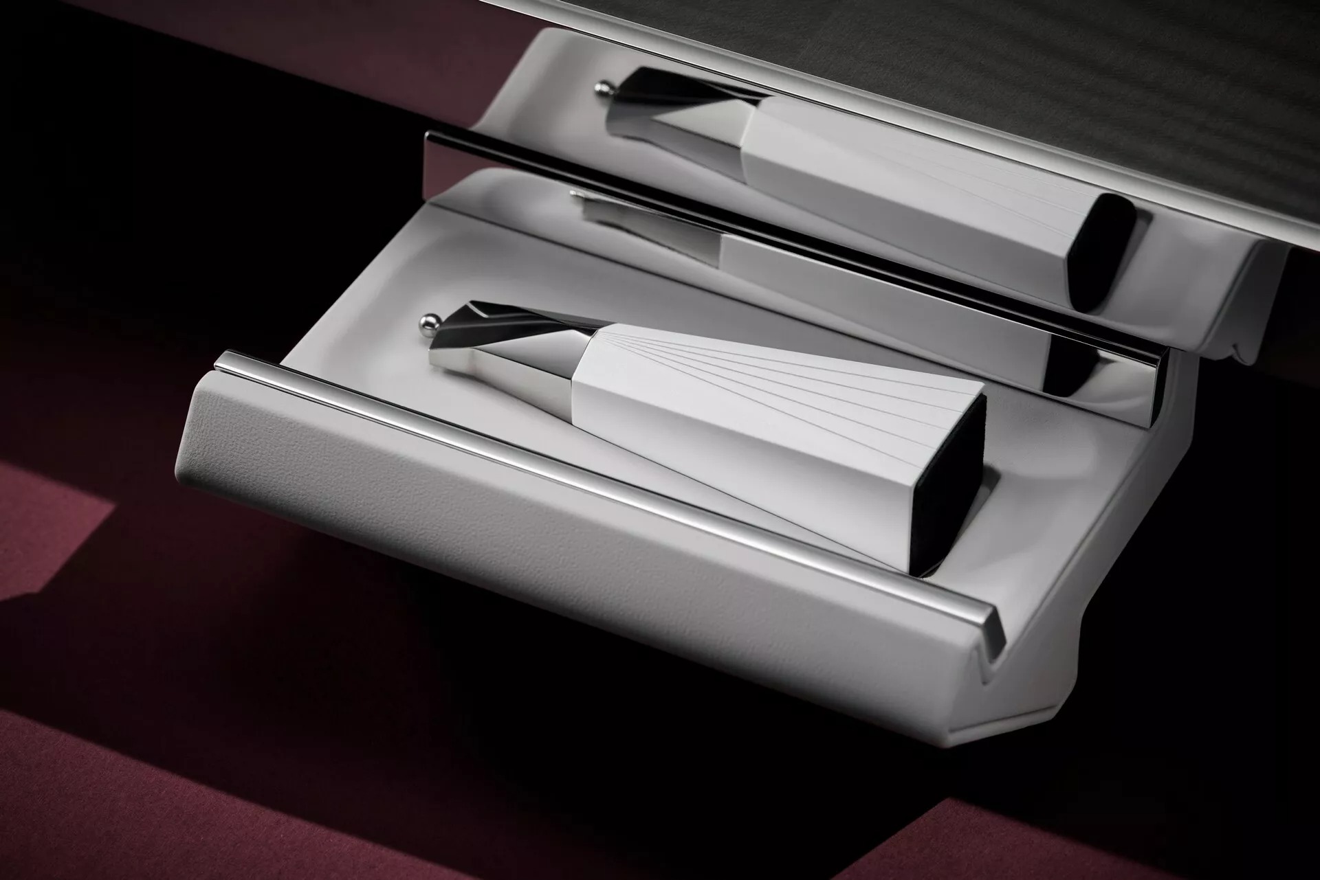 rolls royce chess set 4