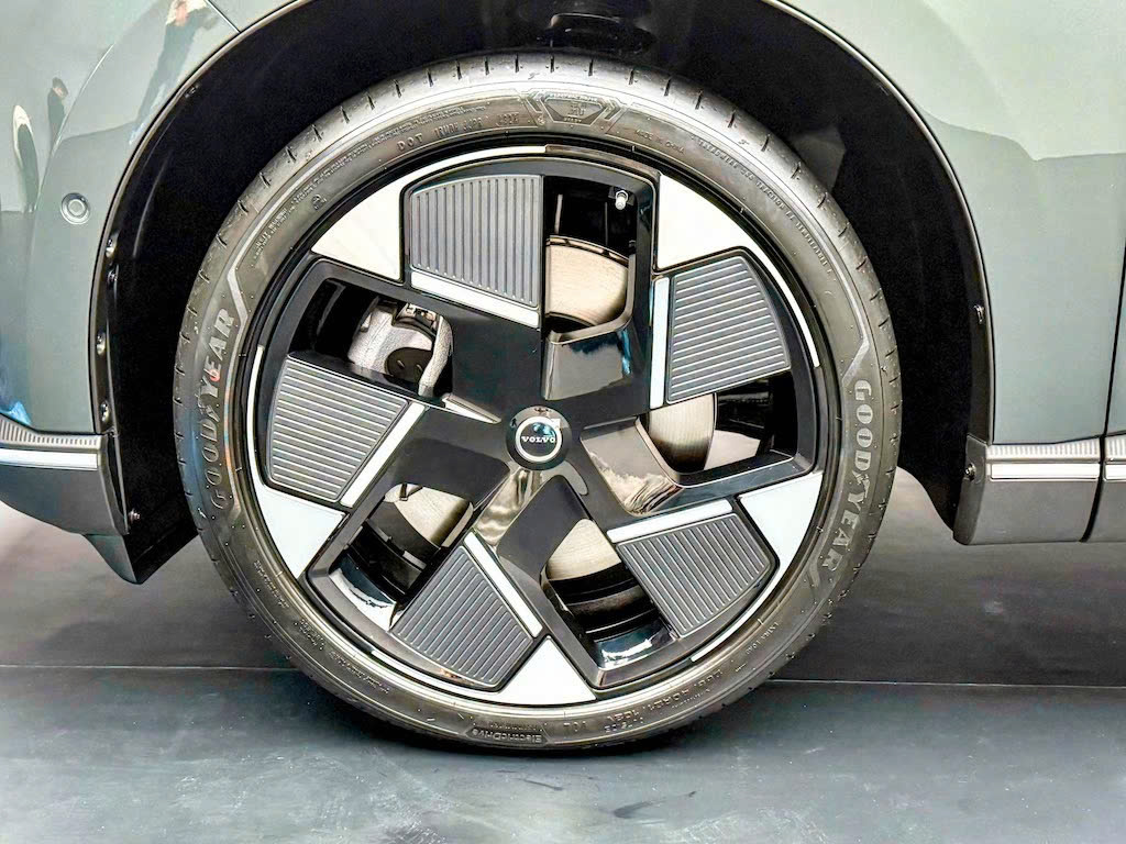 z6917571820845c7ee09f937efaeaa002a910cbdd5ae20