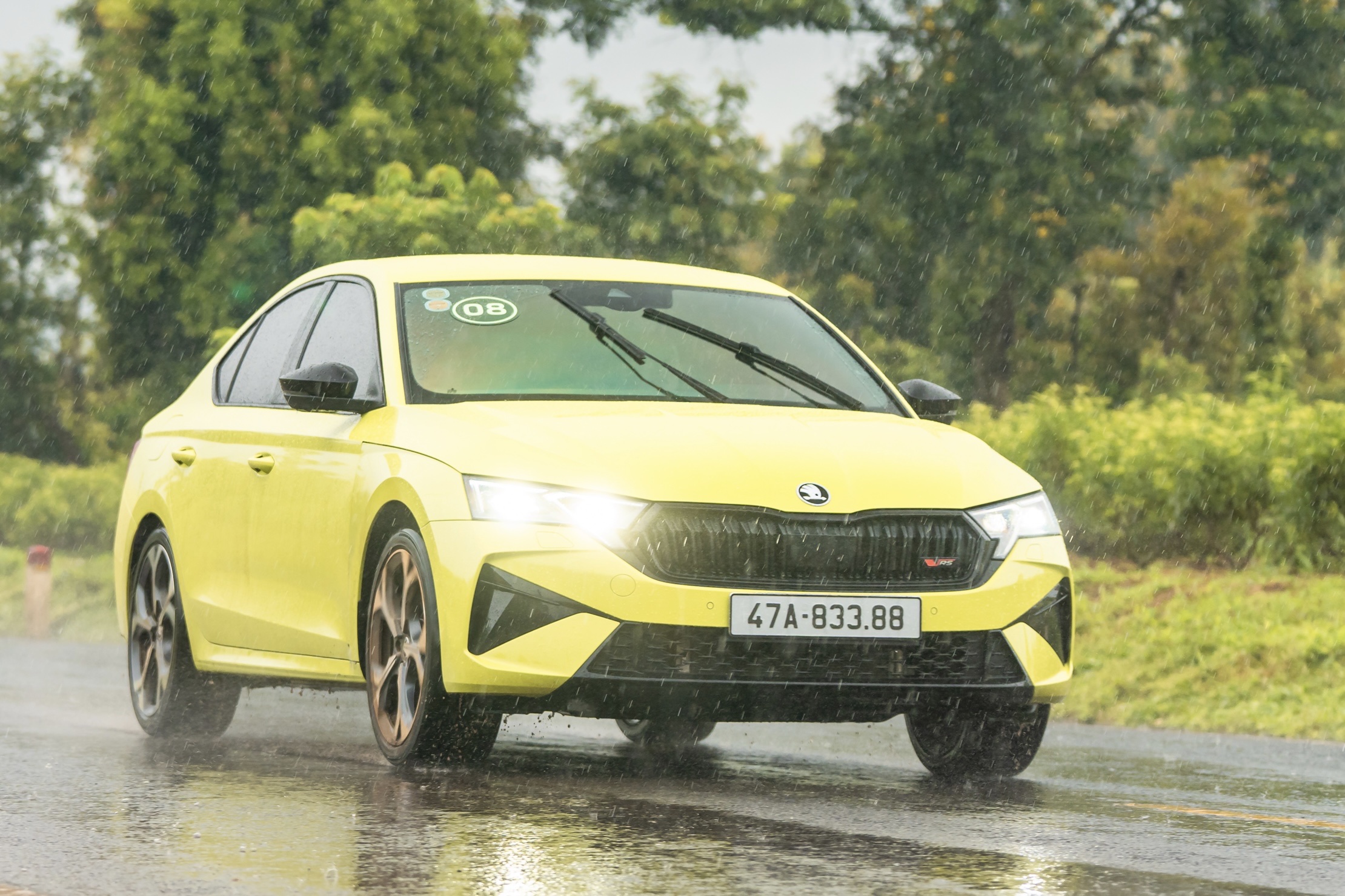 z69315711705346abfb3b7a9ec657ca32d9a0d0d1c6984