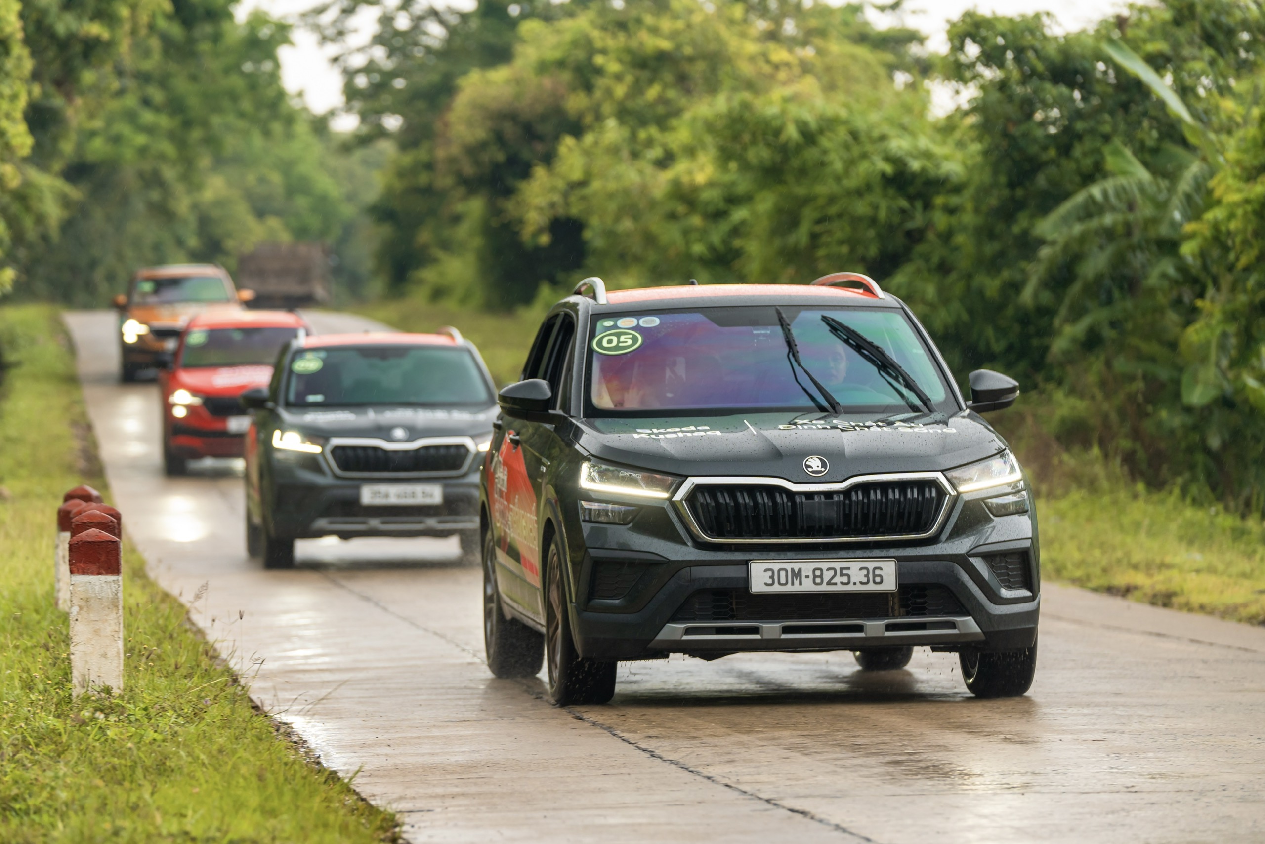 z69315713411854d8b88e9ff4d90f9c4cd5816318722f3