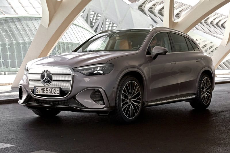 Mercedes-Benz GLC điện chốt ra mắt ĐNÁ năm nay: Màn hình 39 inch siêu lớn, chạy hơn 700km/sạc