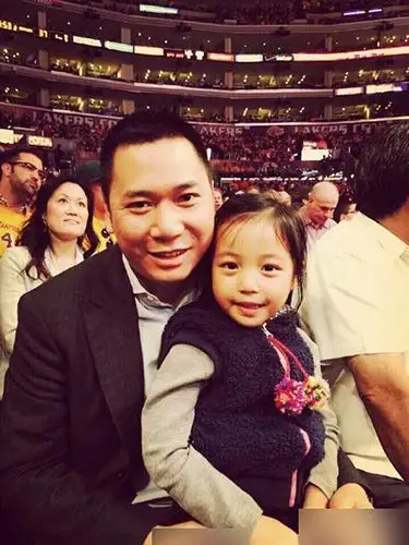 008cws6cgy1hx0my5ctfyj30af0dwq85