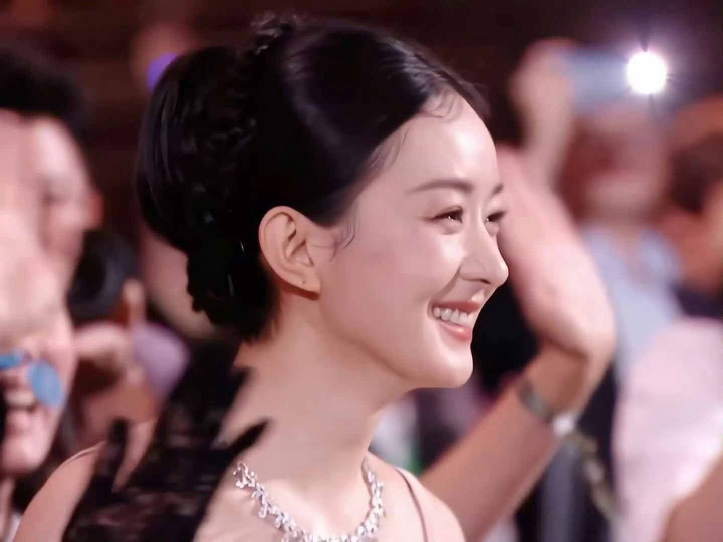 008uqjvsgy1hxh81kvnd5j31400u0n1q