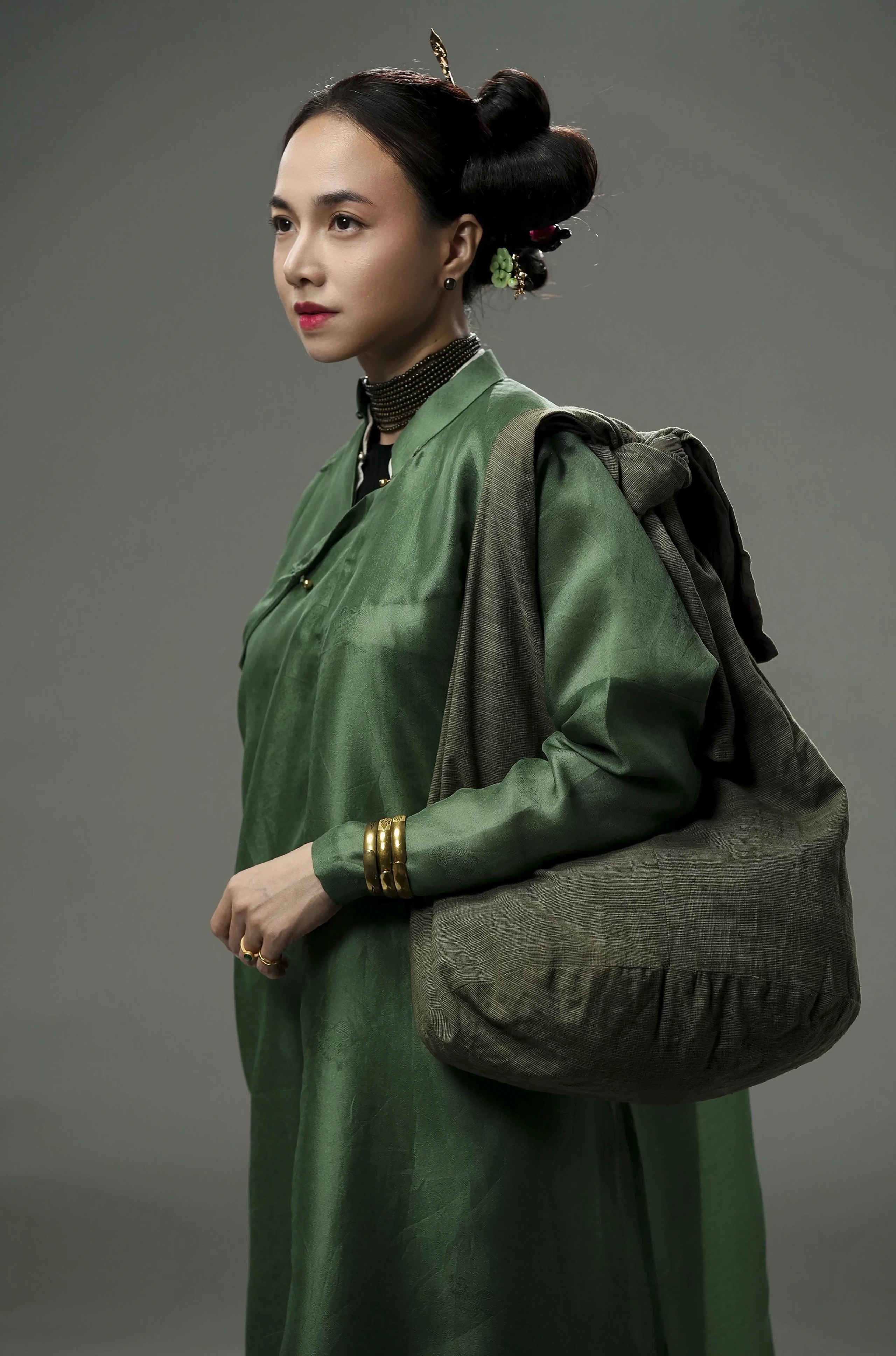 14 1724241168151814590413