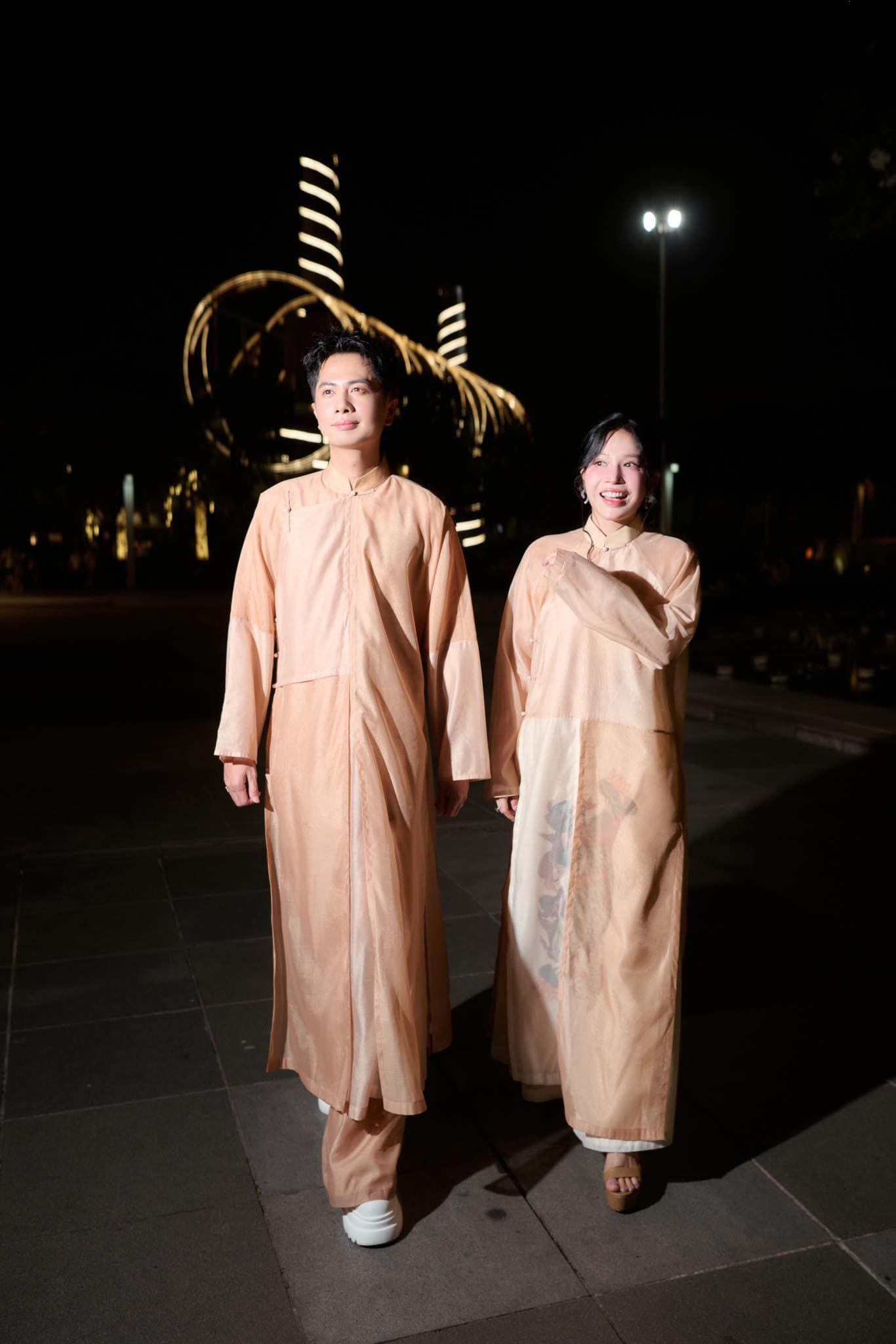 4880696341175862327576043359216556584654300n