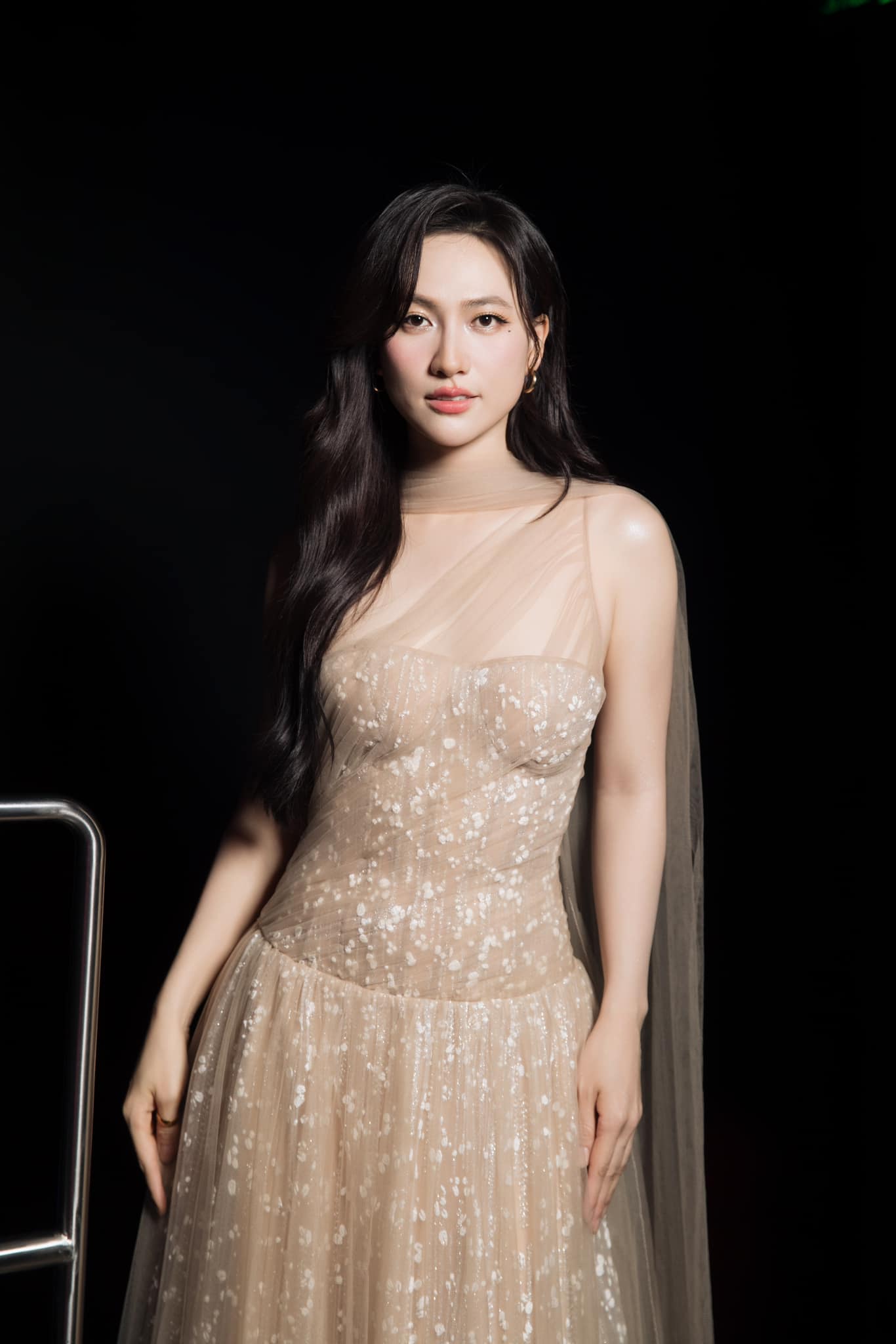 48462456112759540172277205190011624437730735n