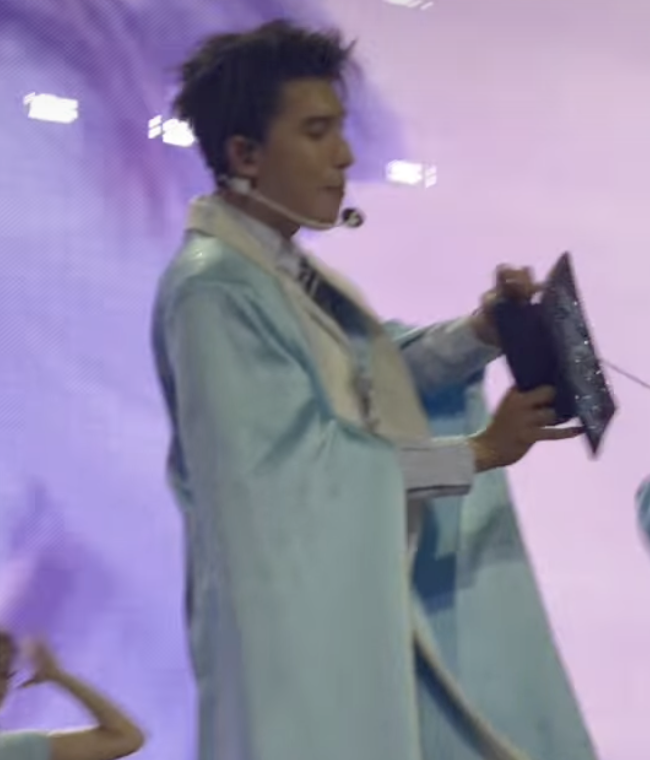 anh man hinh 2025 05 10 luc 205507