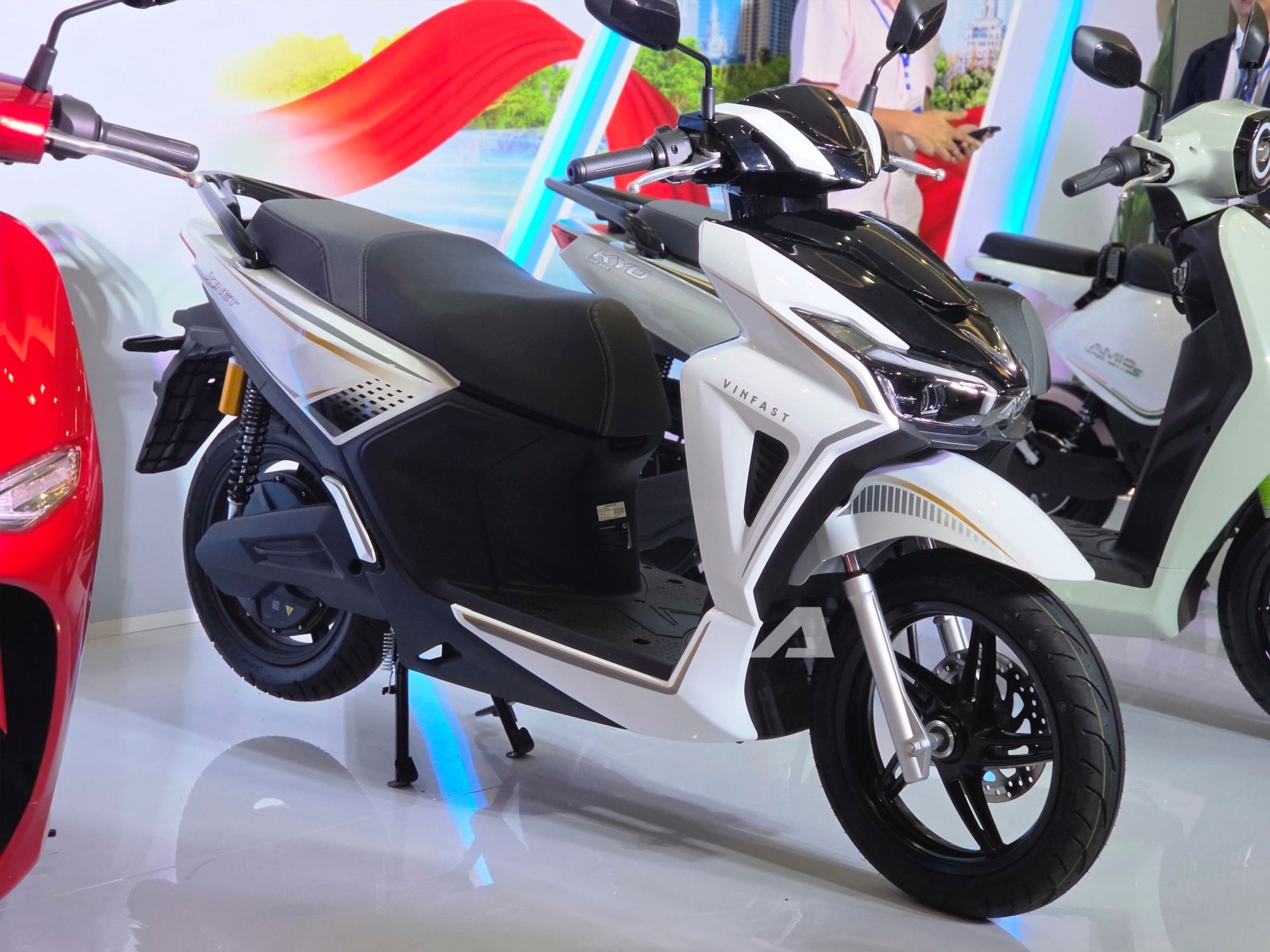 vinfast kinet p 4
