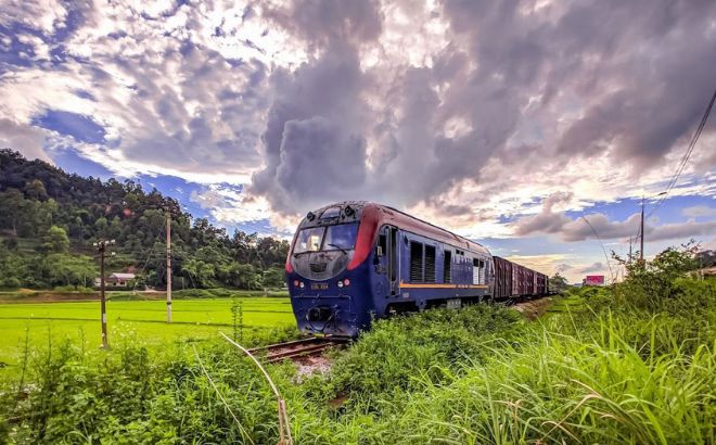 Chuyến tàu đi 160km, vé chỉ từ 60.000 đồng: Du khách trầm trồ vì đích đến từng đón nguyên thủ nổi tiếng