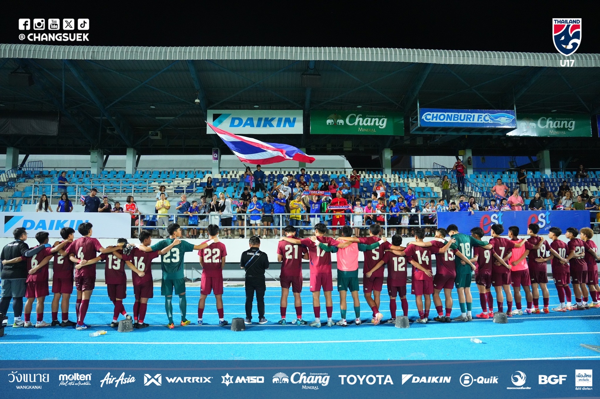 pemain timnas wanita indonesia noa leatomu dan estella loupatty