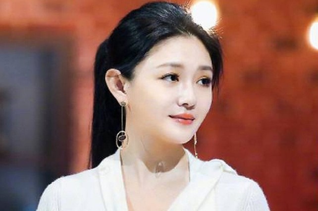 tuhyviensongchungvoinguoi 17385524779391725724348