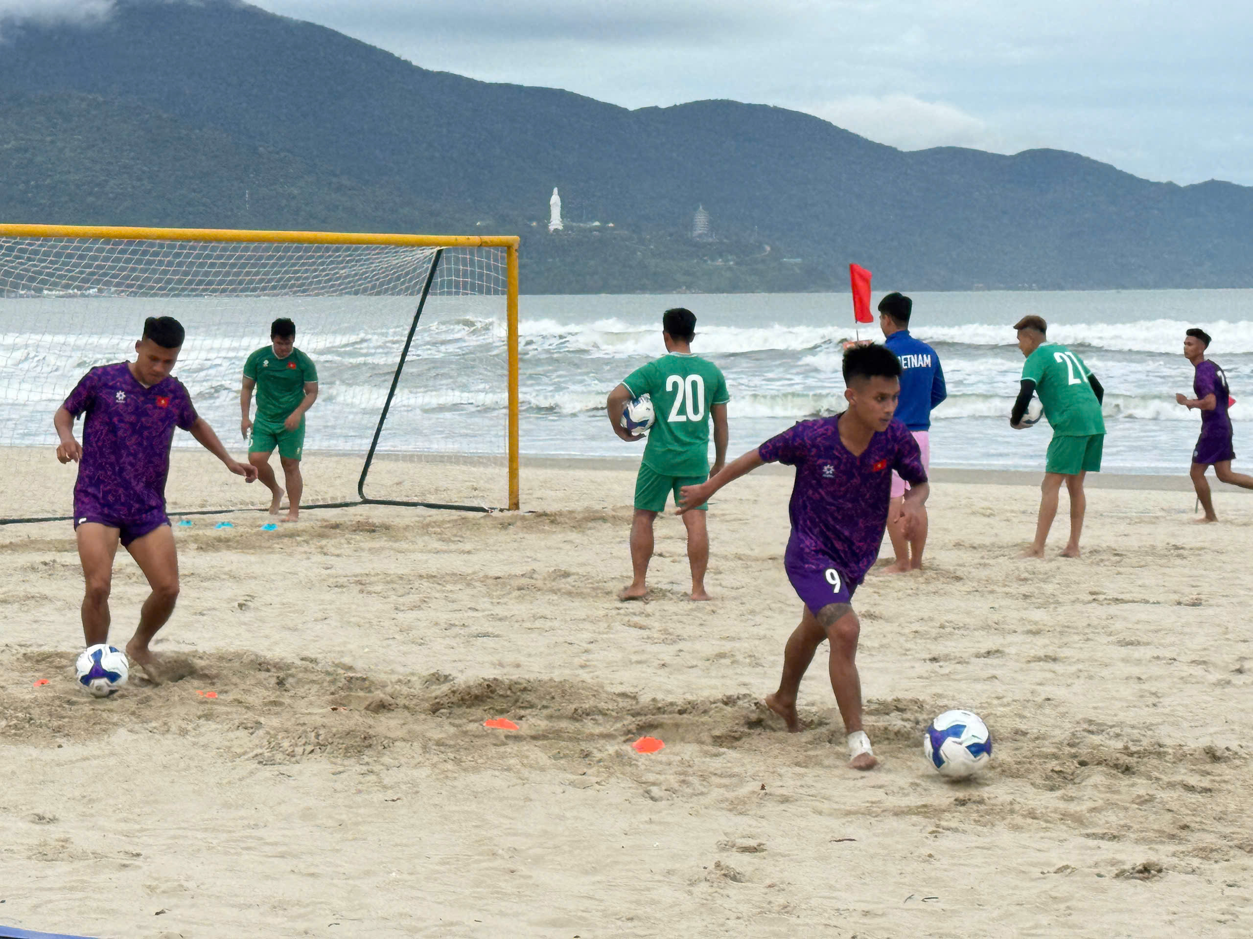 bong da bai bien viet nam