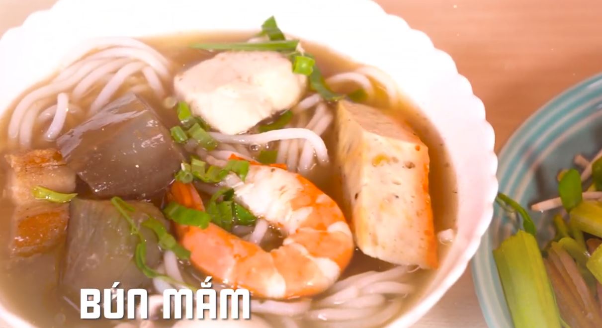 Khách Nhật khen nức 1 món bún Việt Nam, chấm điểm cao nhất rồi kêu gọi đồng hương làm 1 điều- Ảnh 1.