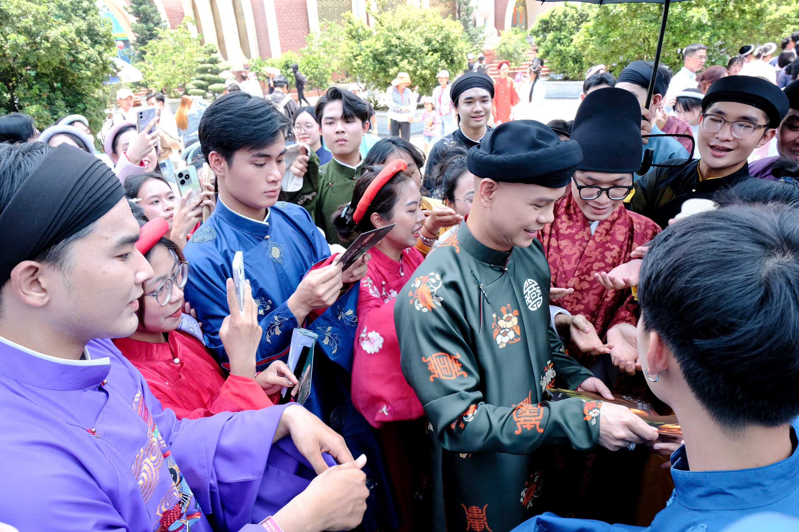 z648137107914552846ad1d45d01321797d3b7bd857628