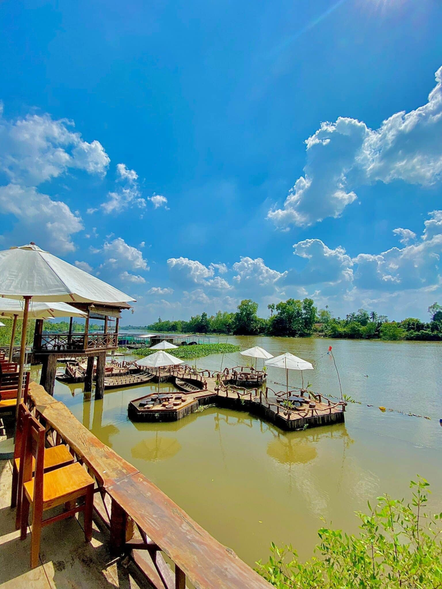 photo 19 1673246792372646996230