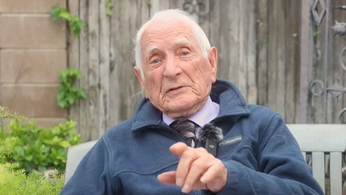 67836af462c55 174523422252474247366