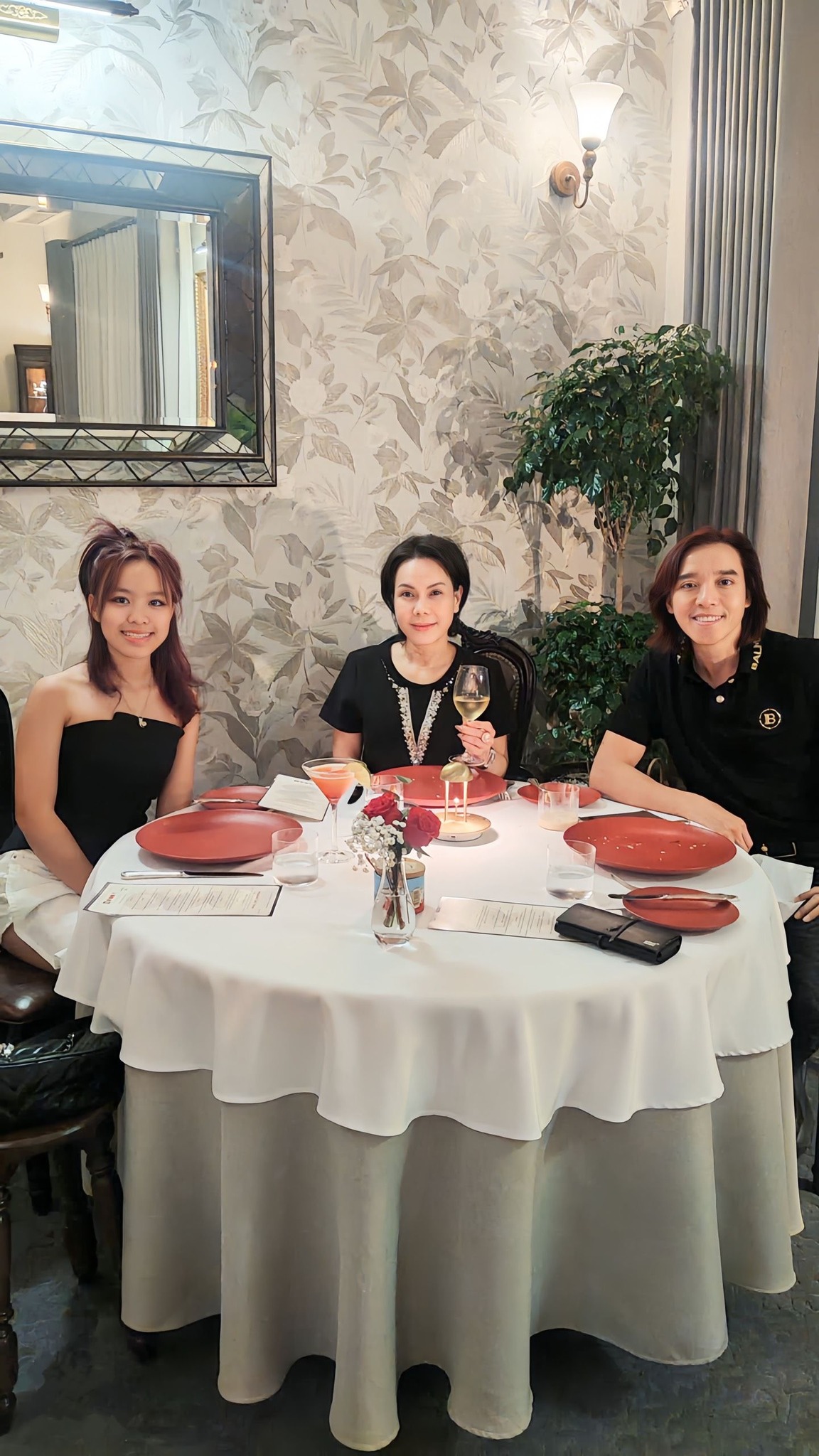 48410594512140898567426391191799400949695386n