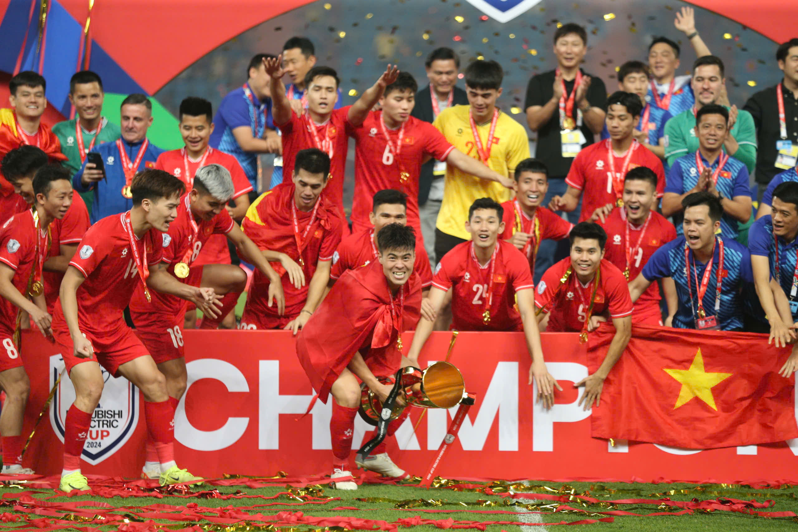 z620030400214651a3bc98932018875114de0d844f77d1