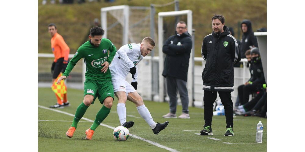 le schilikois kevin pham ba a gauche est d abord et avant tout un defenseur lateral mais si une opportunite offensive se presente il hesite rarement photo dna cedric joubert 1613754299