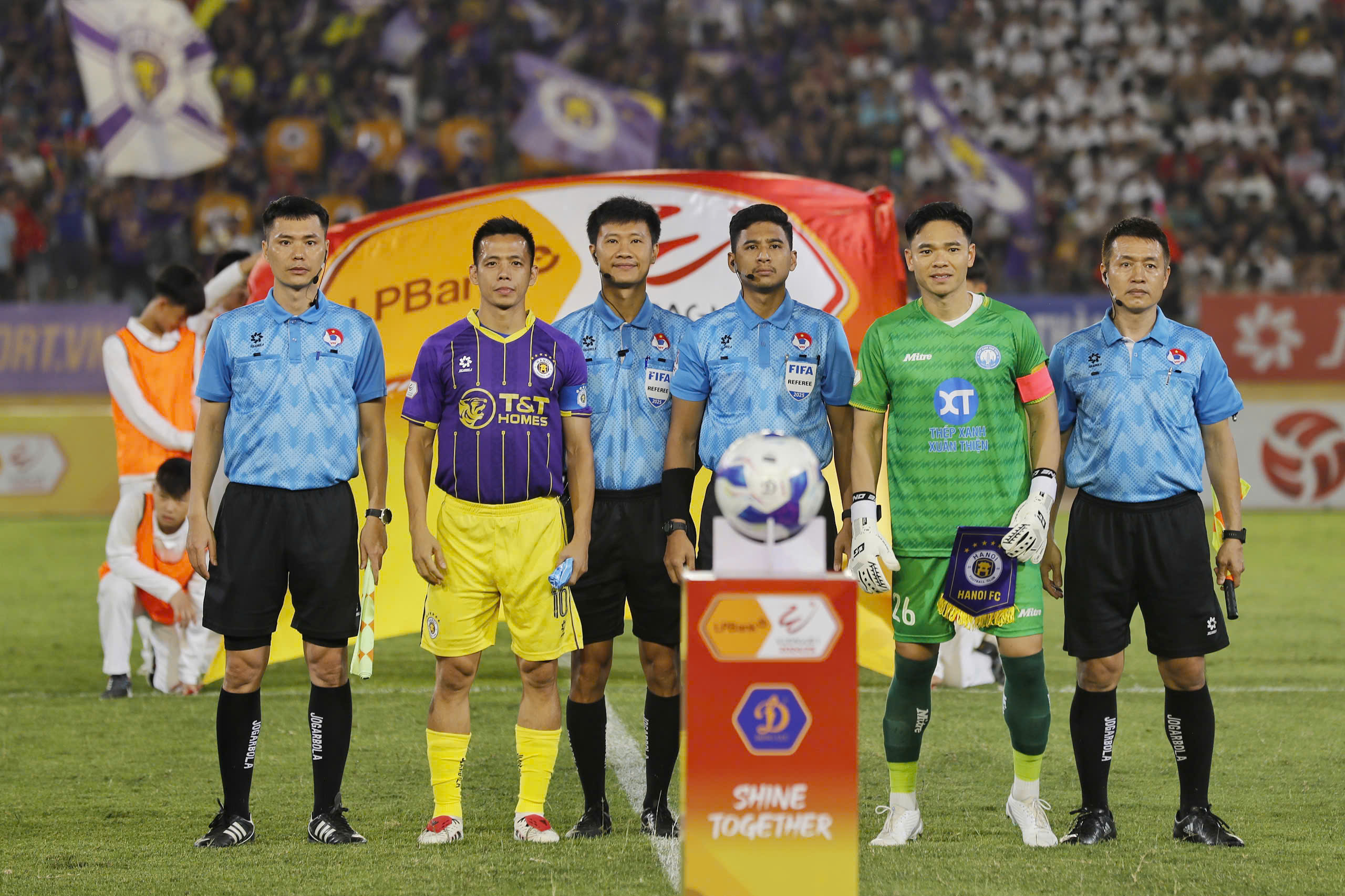 z65682952805219dc939d4353aa33b8df70bda891bee4e