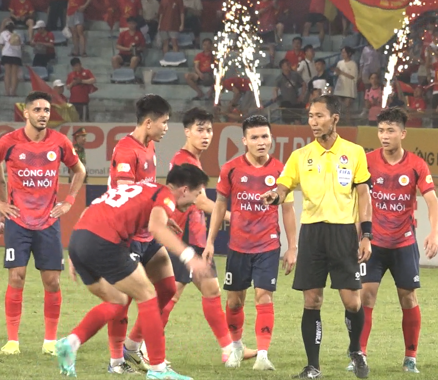 cahn trong tai le vu linh