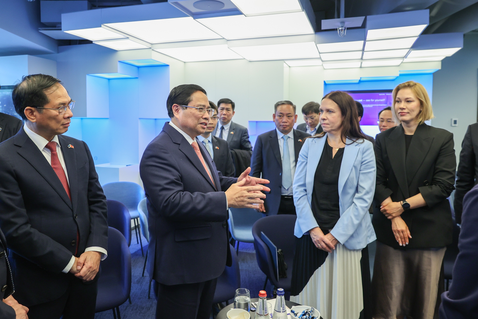 thu tuong tham estonia 3