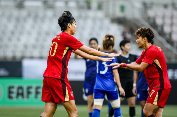 indonesias defender muhammad ferarri celebrates with teammates after scoring a goal which was 1714405720045 1714628887194 171547801002221189692981