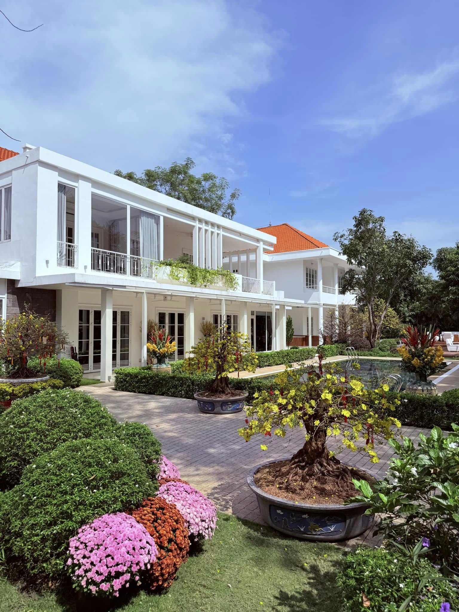 51337854799069464994273871539473500451760607n