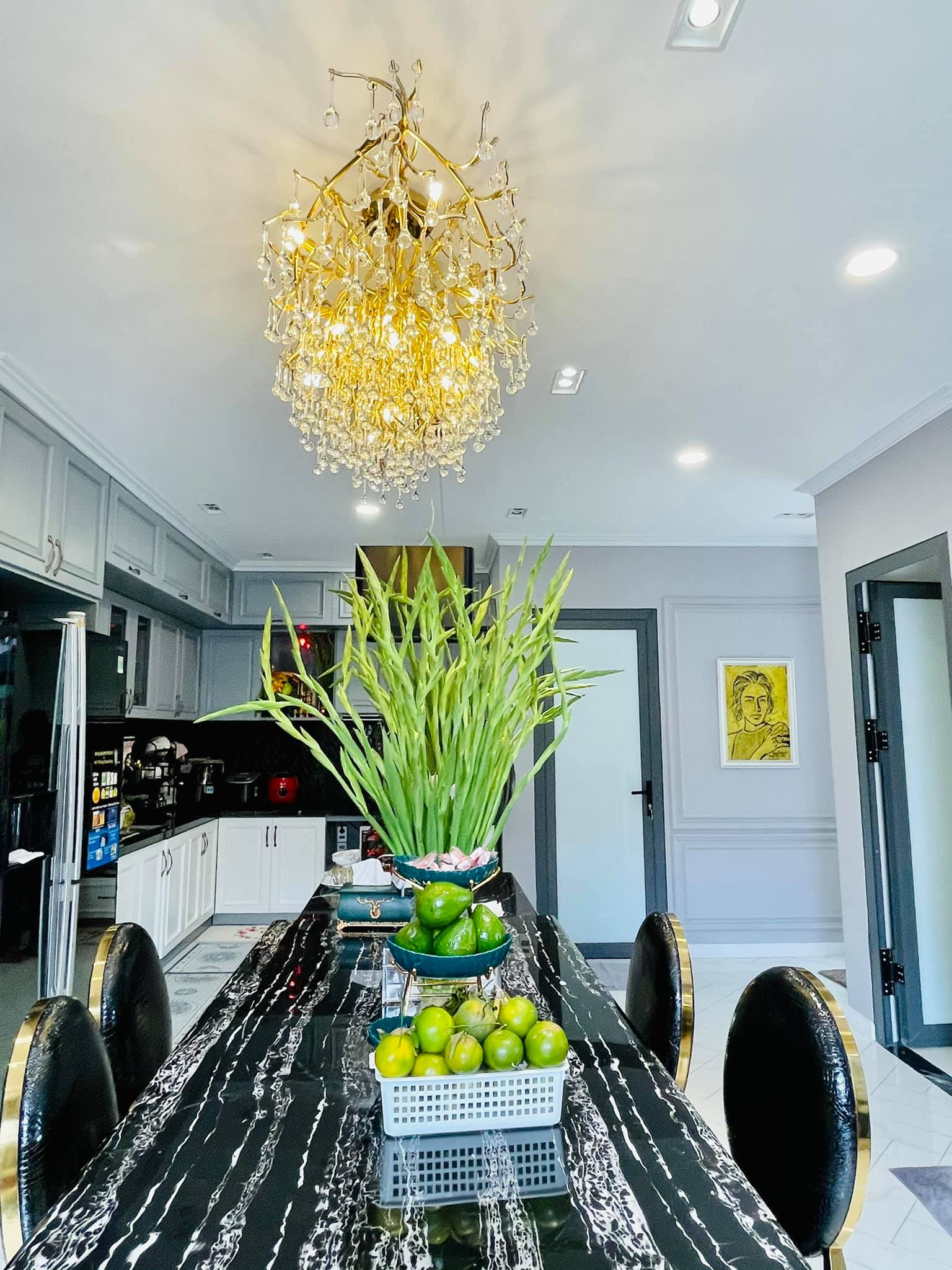 14769201535231330811307163453173124572798834n 1734509344460236125657 1734513336679 1734513336794722993011