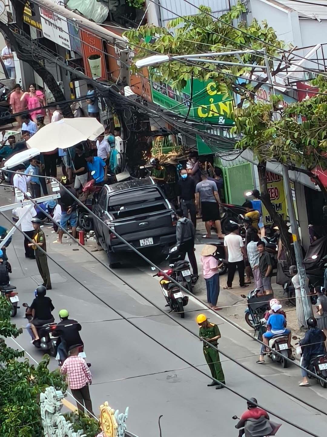 5267641657352916793145157977932904570417193n