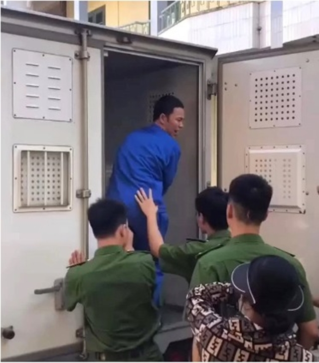 thai khac thanh ga loi trang 1