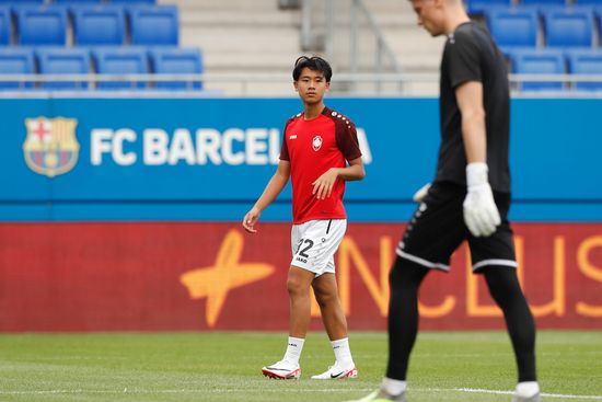 khoi pham anh antwerp football 550nw 14113199x