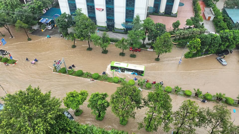 557624213245429131687365402563157976448781919n