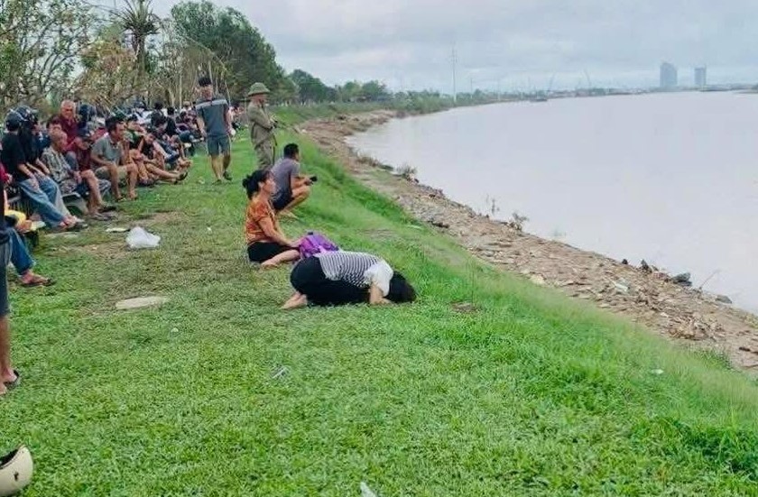 nguoi than 1 1760495406032396257964 1760498029970 17604980301502034453257