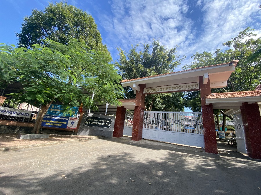 5728766878101705584278813771931455965097598n1