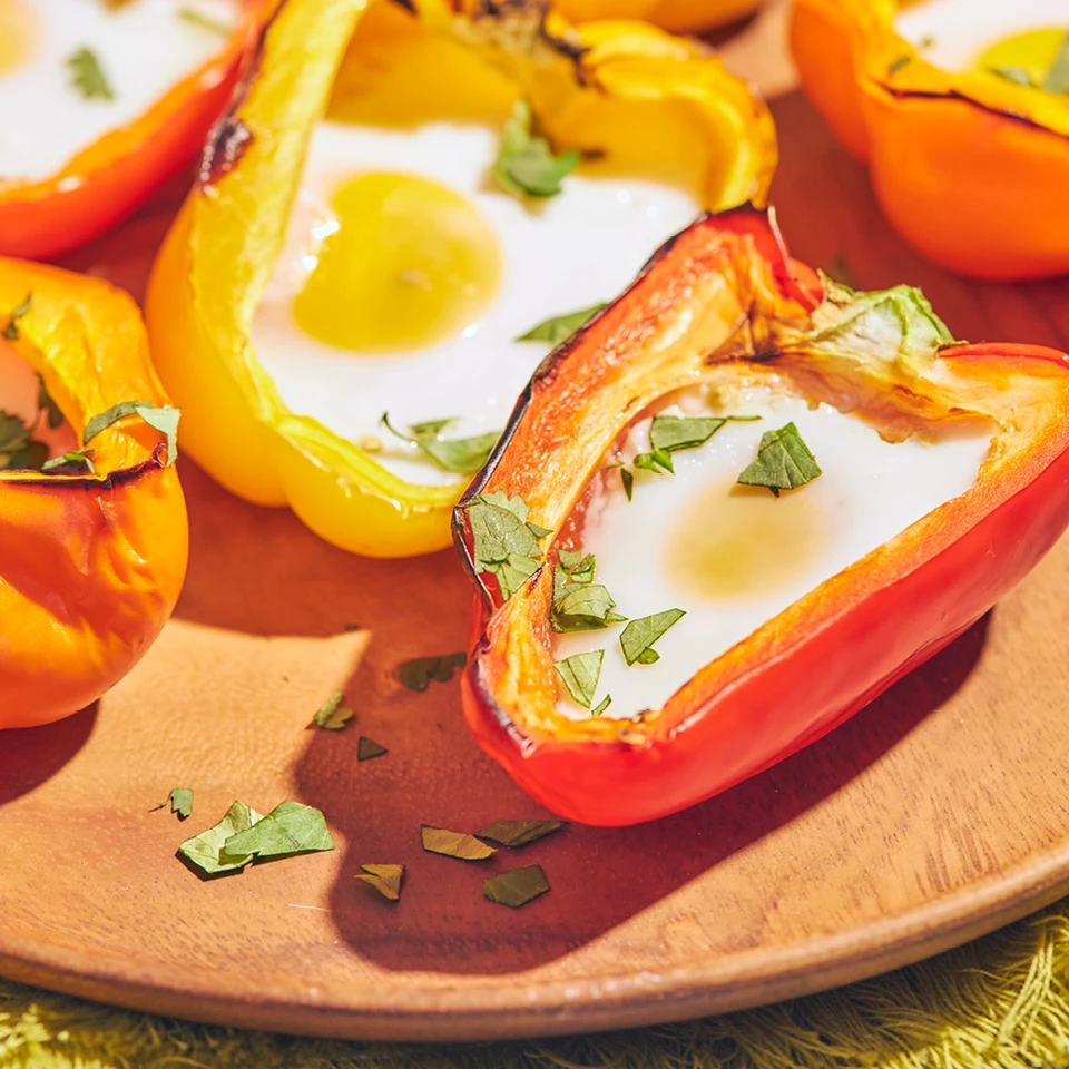 webimagessummermagazinepimientoasadoconhuevogrilledpepperwithegg