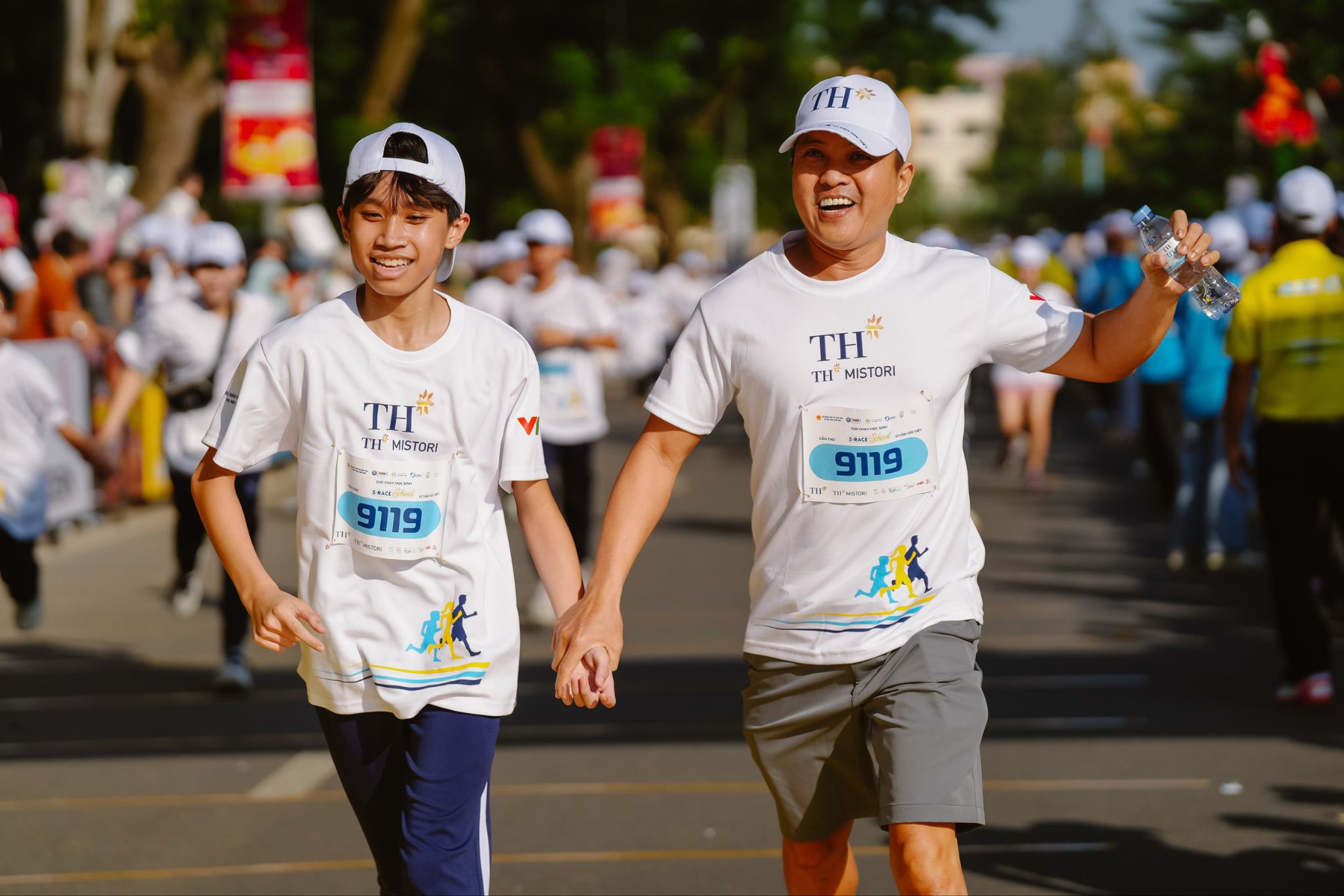 photo 1763202115086 1763202117531932156771