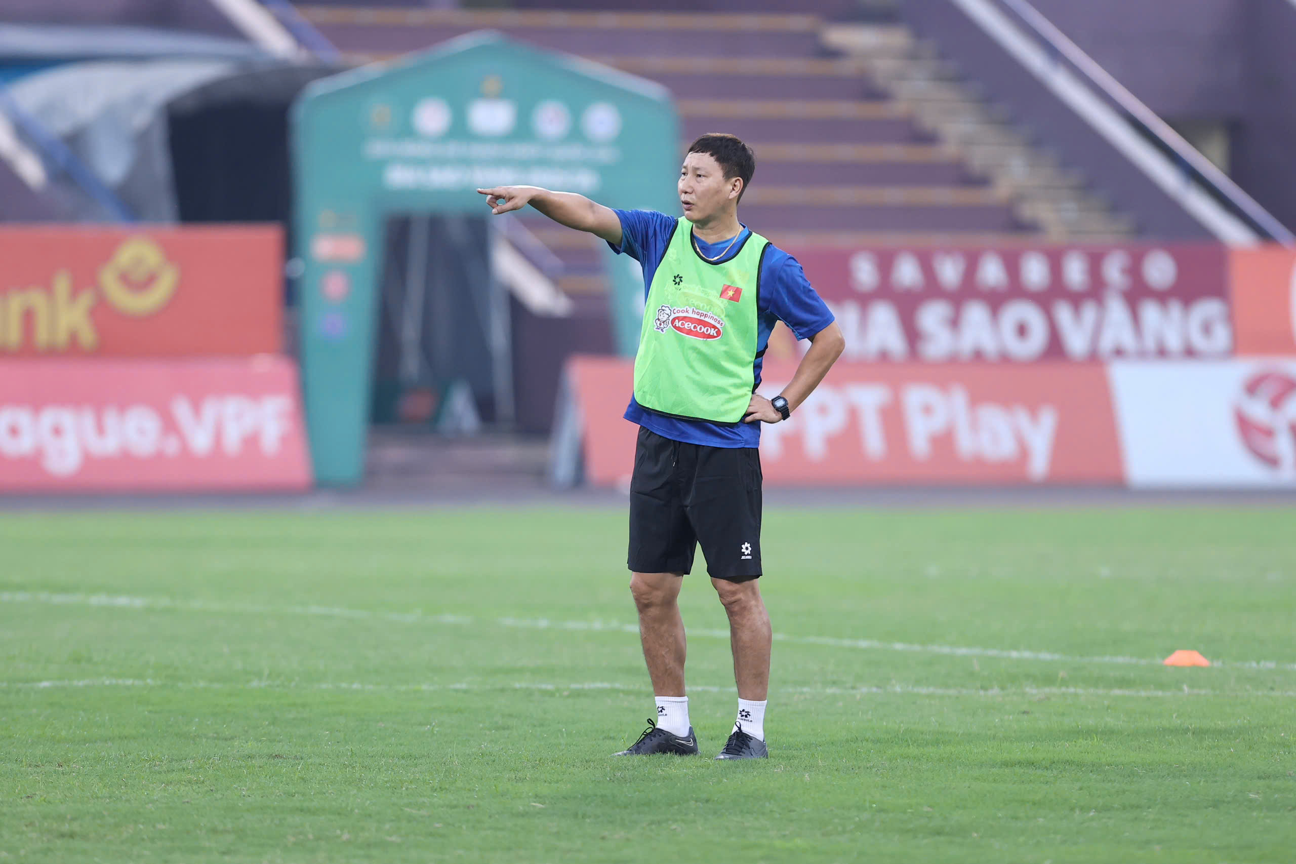 z72131290639748cb6ec0cf3aec149ce8f4a8f4160b4d1