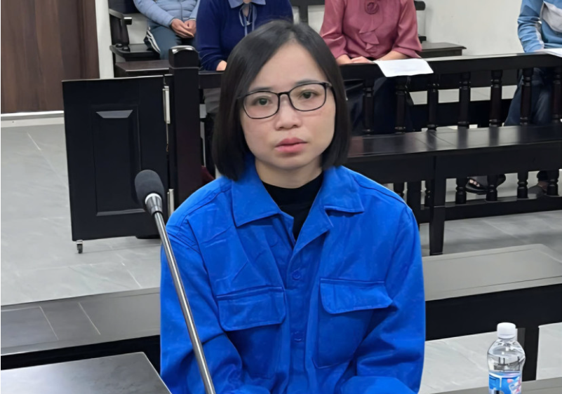 Nữ nhân viên ngân hàng Nguyễn Thị Trang lĩnh 13 năm tù