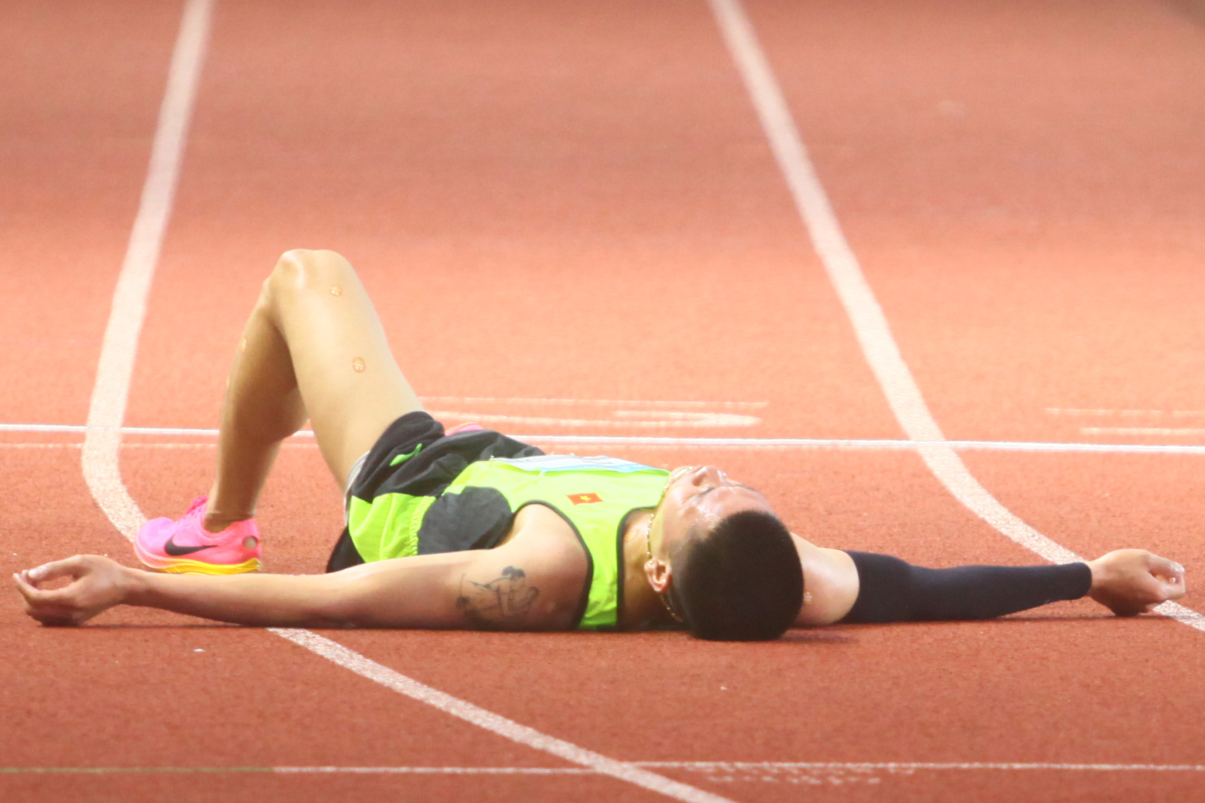 sam van doi dien kinh 1500m nam 12 