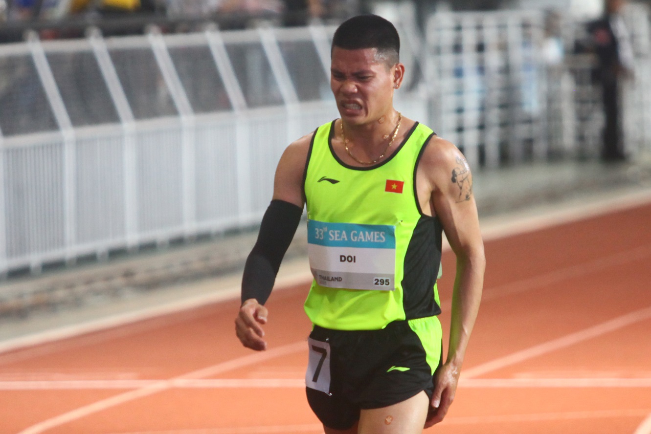 sam van doi dien kinh 1500m nam 31