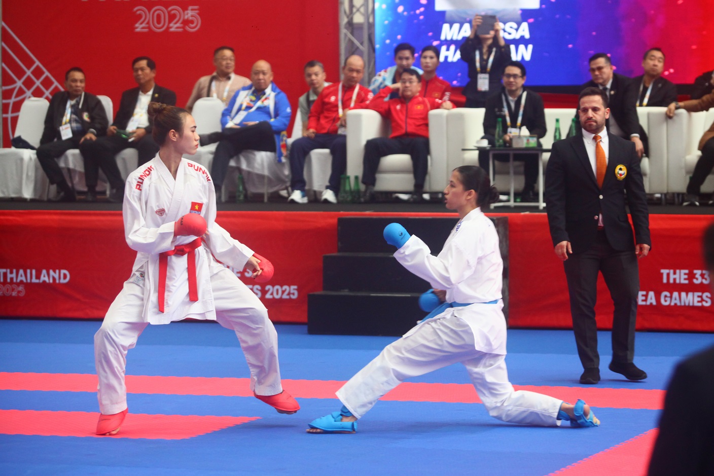 nguyen thi dieu ly karate 1