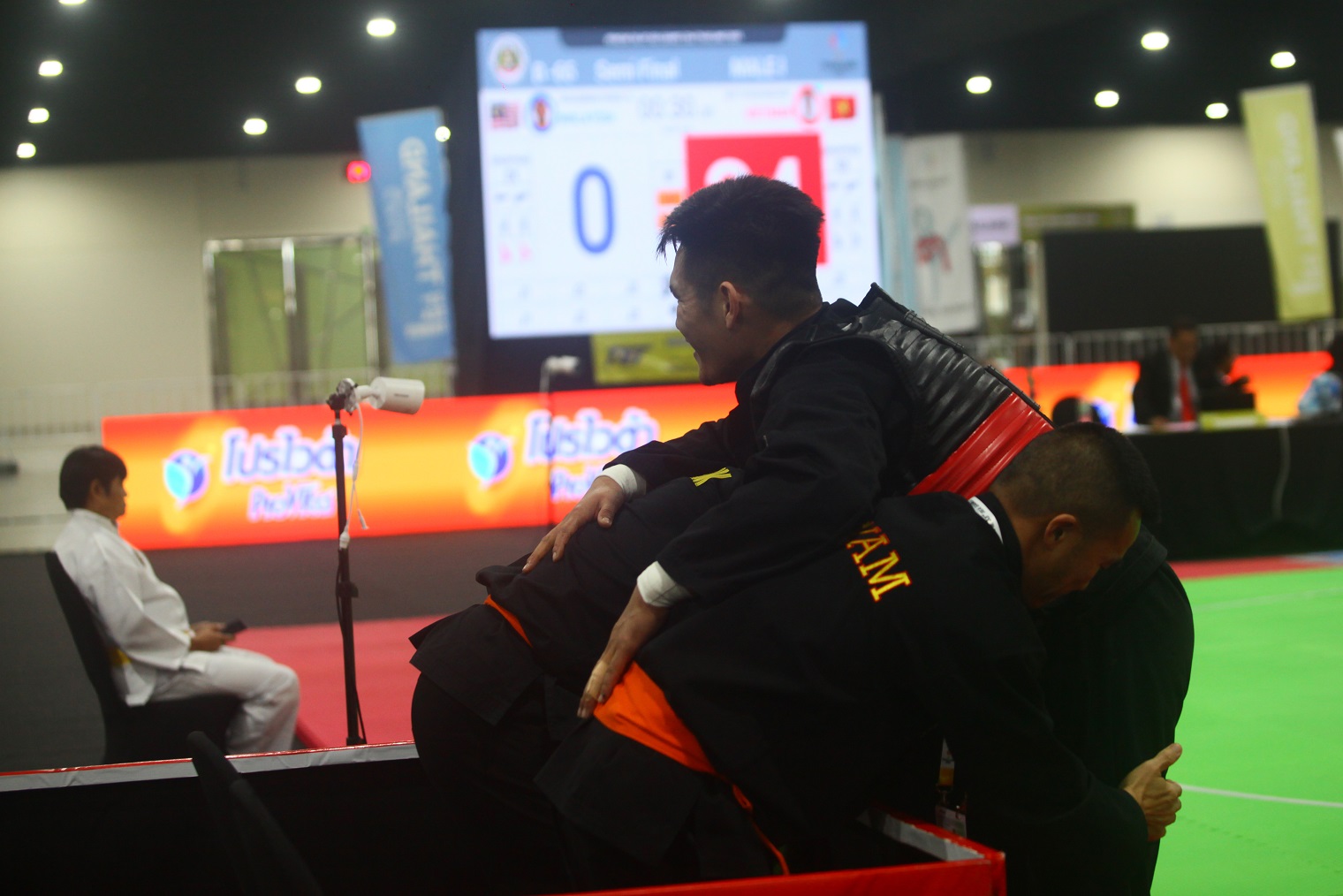 nguyen duy tuyen pencak silat 6