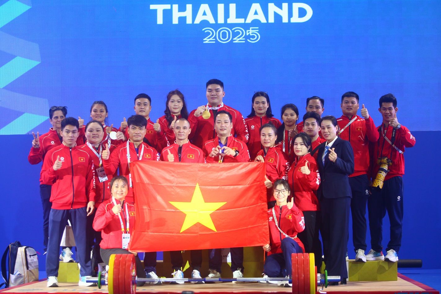 tran dinh thang cu ta tren 94kg 111