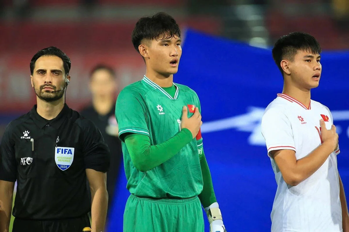 thu mon pham dinh hai u23 viet nam