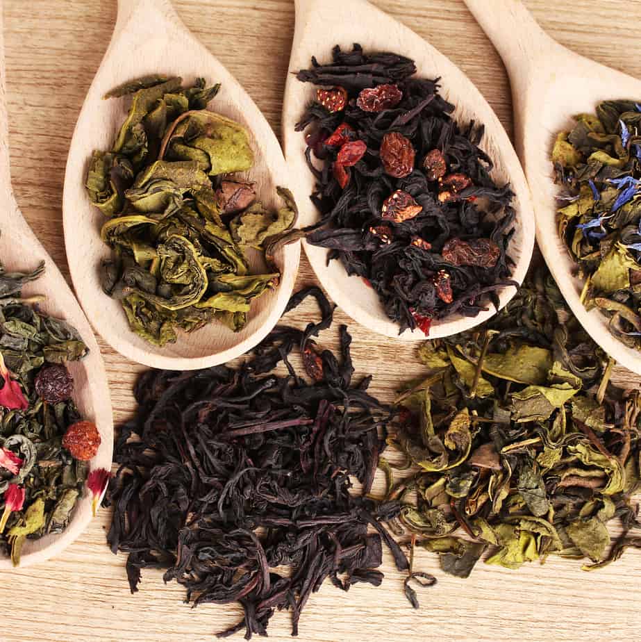 6 types of tea in spoons square