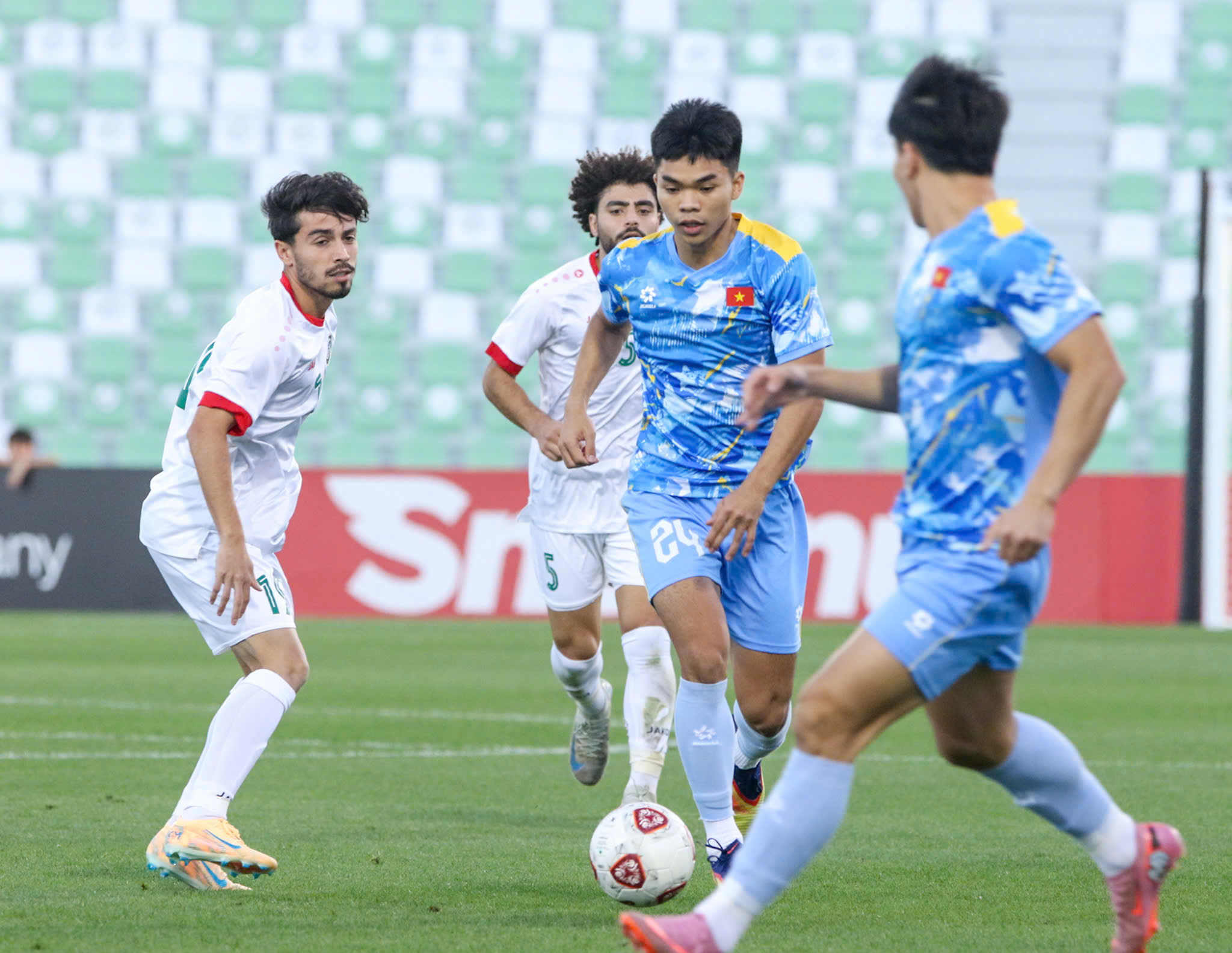 z73821136155309df324e8992e15c3487404b475380753