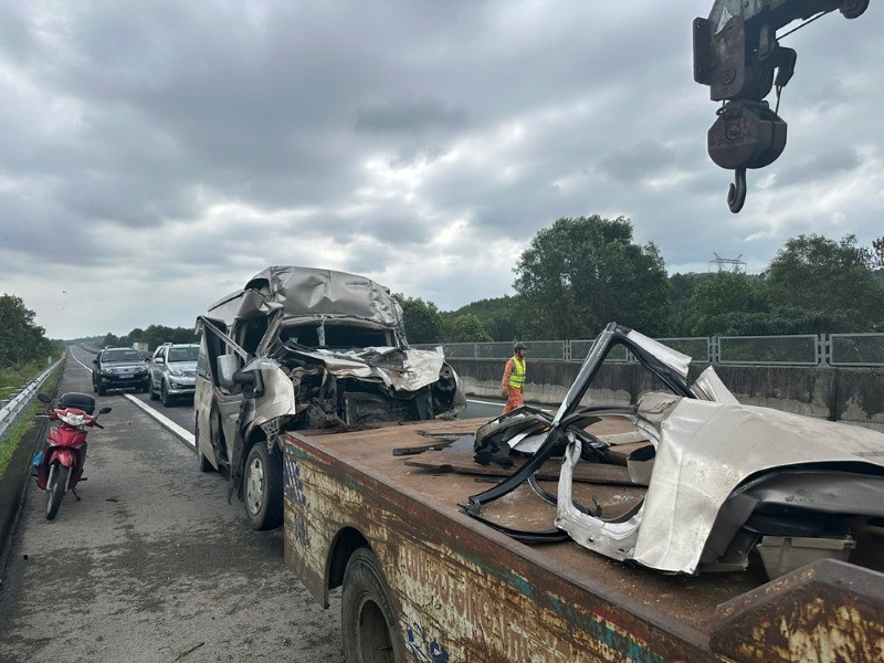 2446267075d598e0c58d37d07b17b7e0e76477f