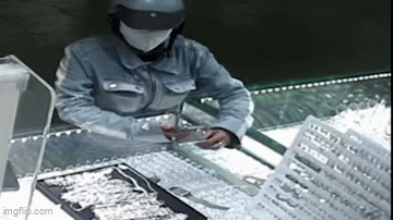 Người phụ nữ trộm vàng trắng trị giá 160 triệu bị bắt sau 7 giờ truy xét: Quá khứ bất hảo 